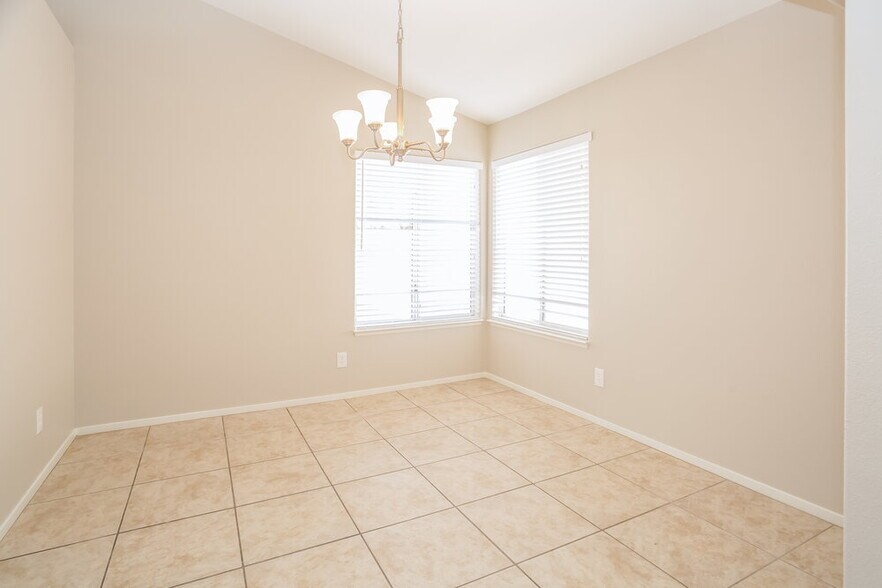 Building Photo - 4416 W La Madre Way