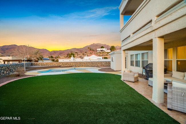 Building Photo - 6205 La Posta Dr