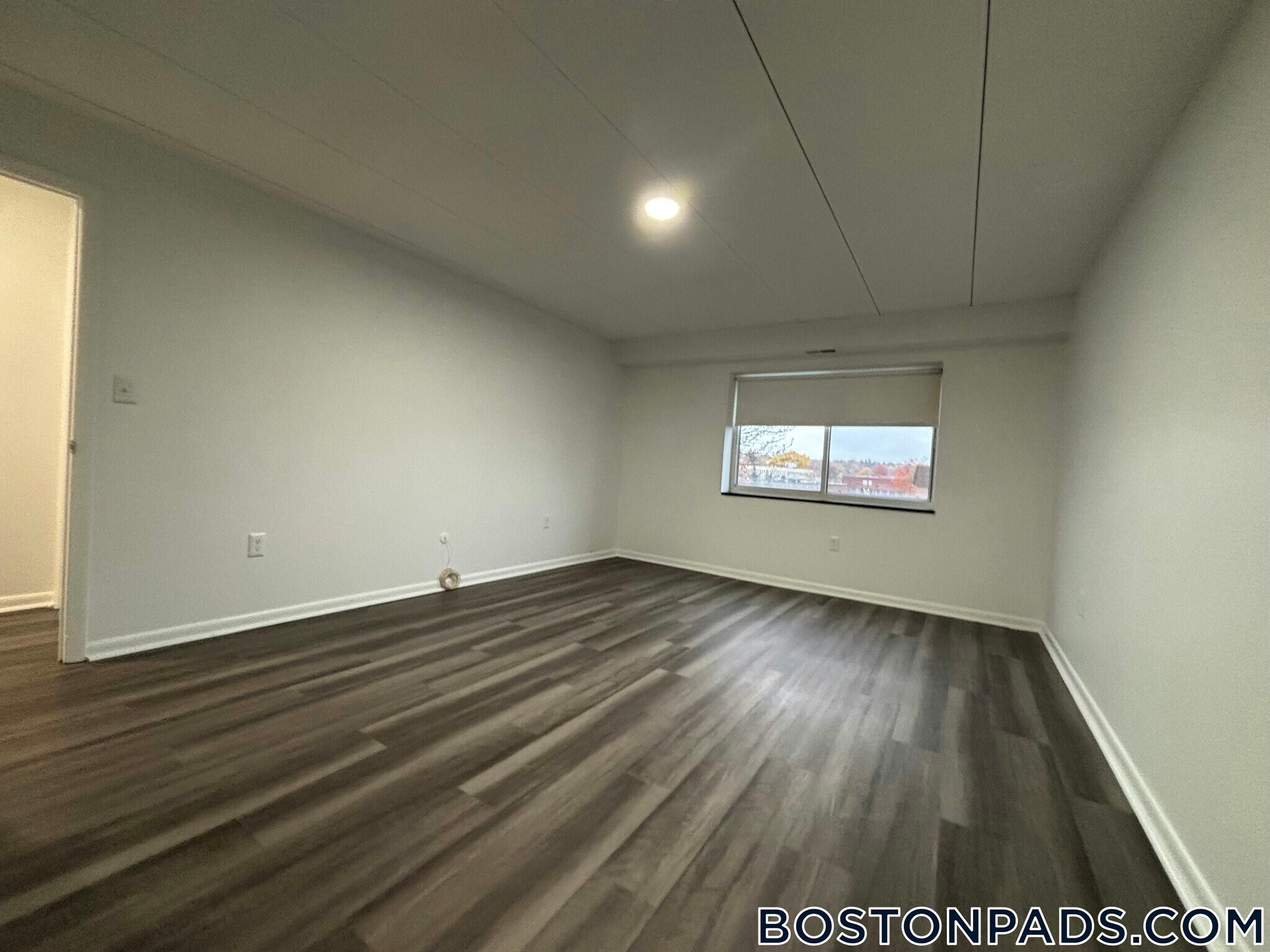 Building Photo - 51 Hill Rd