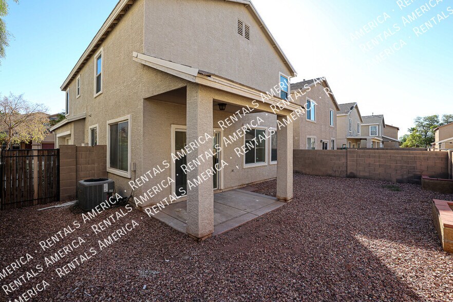 Building Photo - 4022 W Carter Rd