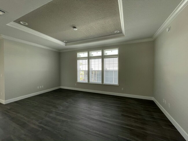 Building Photo - 3575 Vine Trl