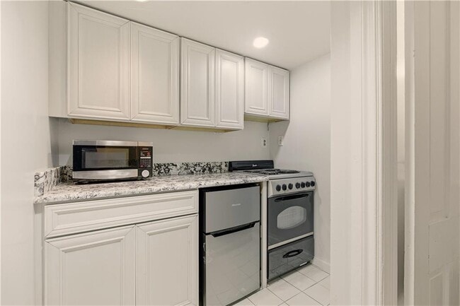 Building Photo - 56 Bateman Ave