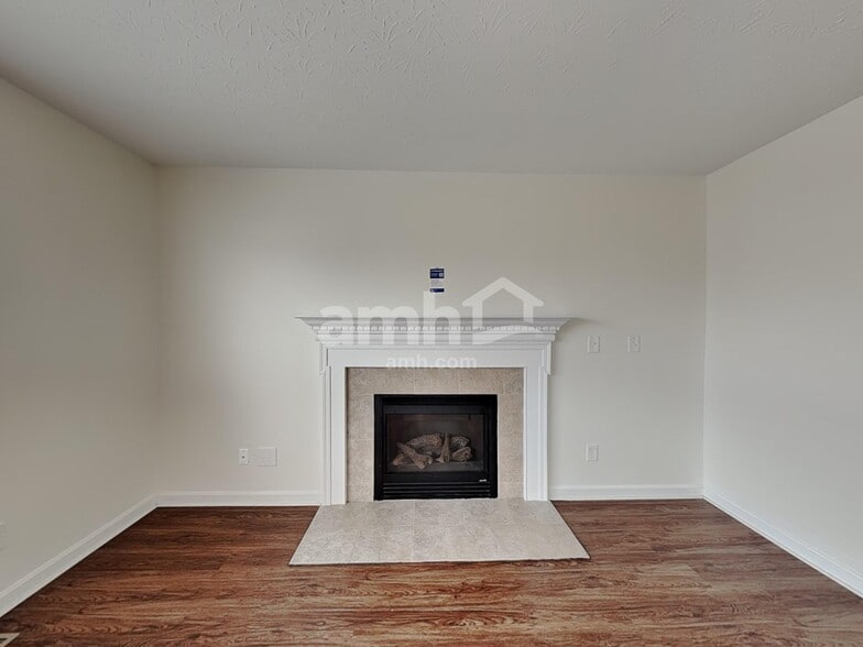 Building Photo - 9302 Hardwicke Ln