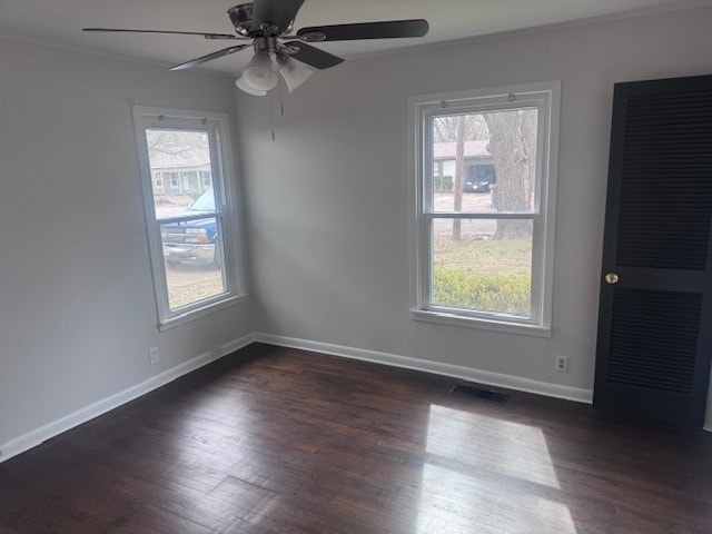 Building Photo - 2025 Cedar St