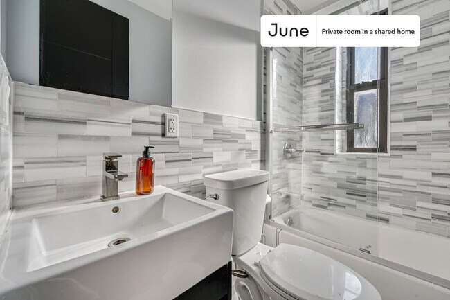 Building Photo - Room in Shared 4 bed/1.5 bath home in Upper West Side