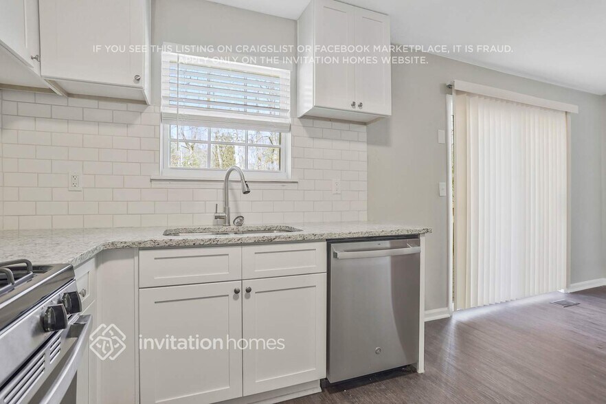 Building Photo - 2642 Mountain Brook Ct