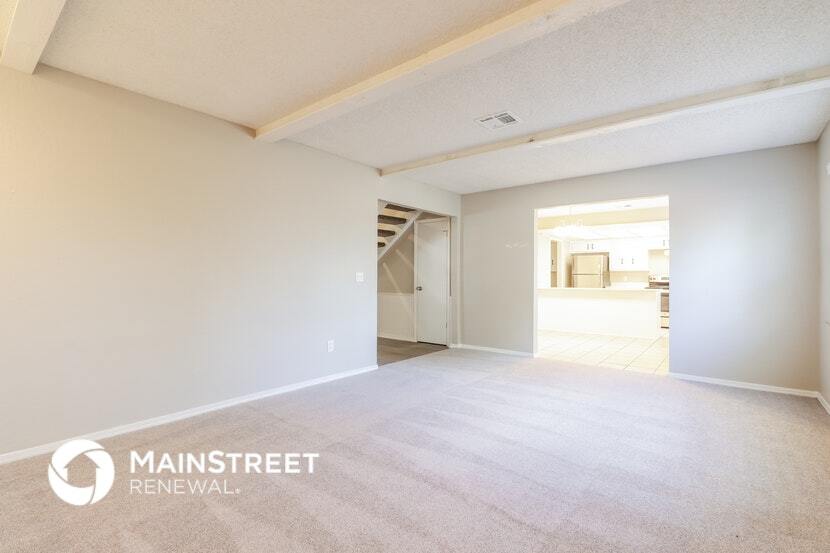 Building Photo - 1113 N Patterson Dr