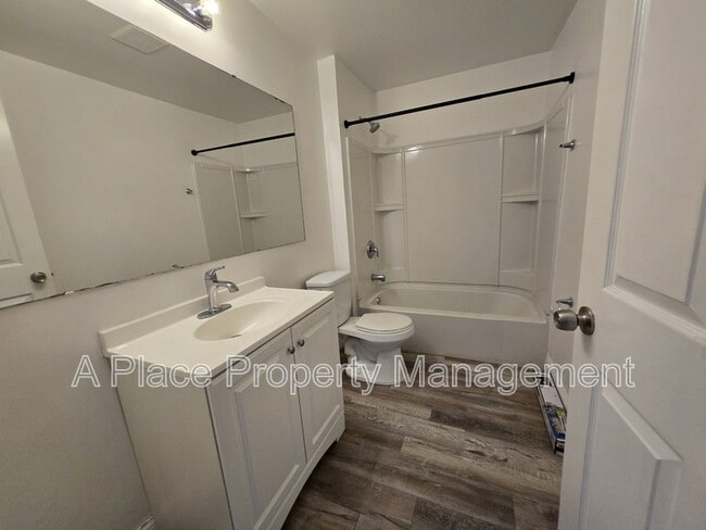 Building Photo - 6318 Cabanne Ave