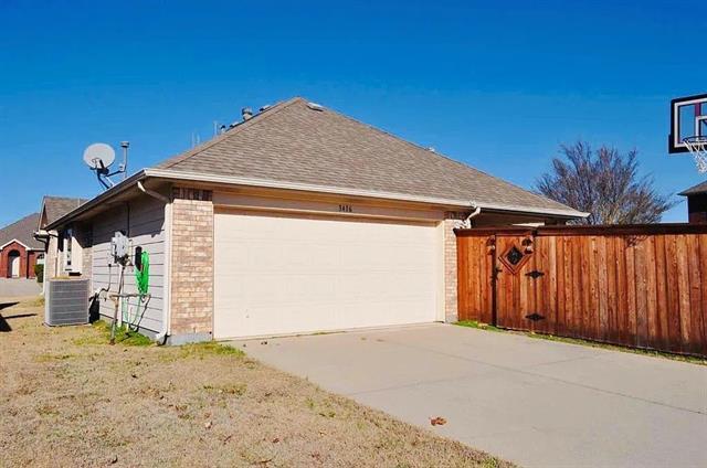 Building Photo - 3416 Woodheights Ct