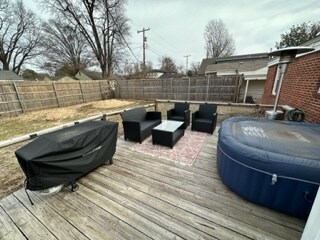 Building Photo - 125 E 35th Pl