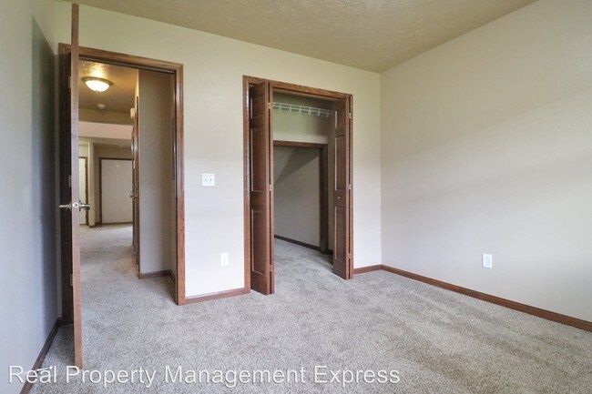 Building Photo - 3 br, 2 bath House - 305 Jerry Place