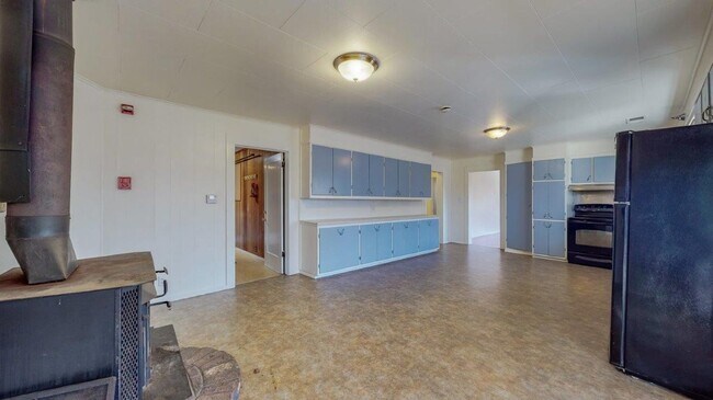 Building Photo - 293 G St