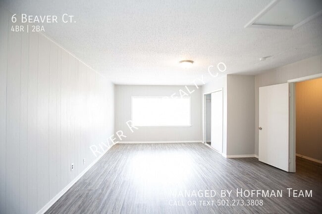 Building Photo - 6 Beaver Ct