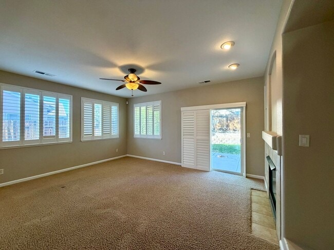 Building Photo - 10647 Vista Bonita Ln