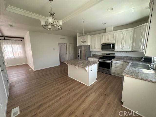 Building Photo - 1188 Aztec