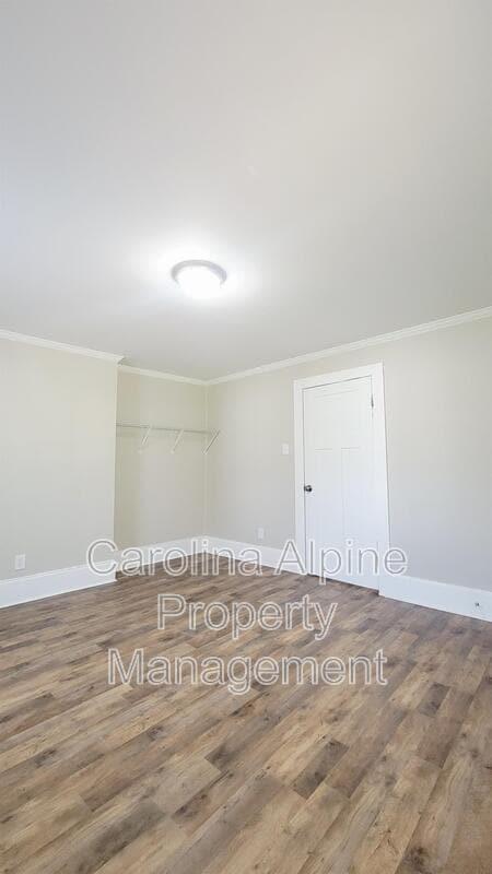 Building Photo - 421 Carolina Ave