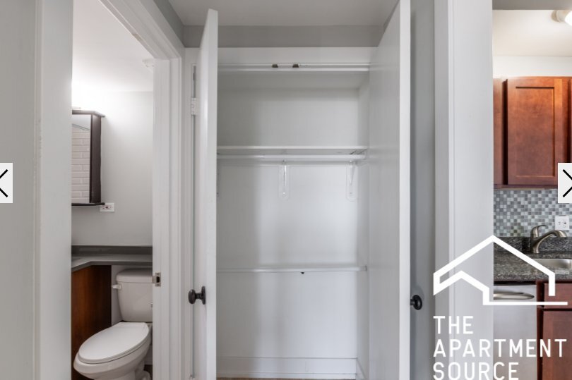 Building Photo - 445 W Wellington Ave