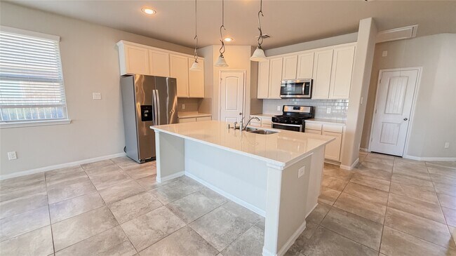 Building Photo - 29662 Yaupon Shore Dr