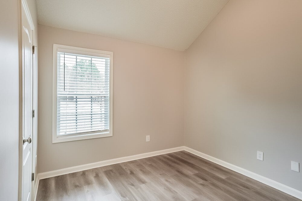 Building Photo - 4925 Brookwood Pl