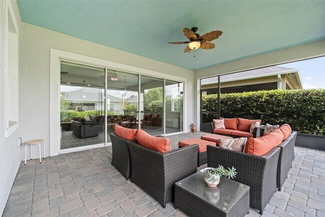 Building Photo - 5013 E Fountainwood Dr