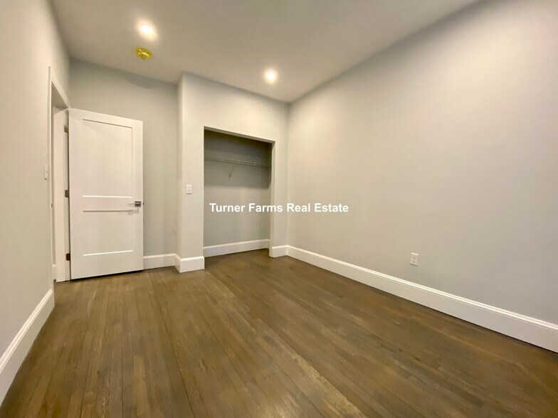 Building Photo - 63 Upland Rd