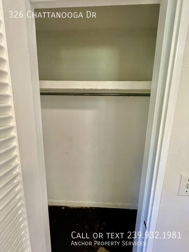 Building Photo - 326 Chattanooga Dr