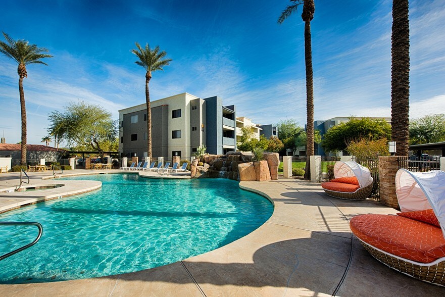 The Grove Deer Valley 15645 N 35th Ave Phoenix AZ 85053 Apartment