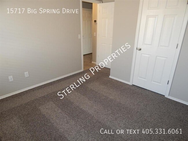 Building Photo - 15717 Big Spring Dr