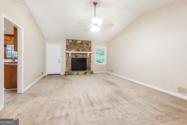 Building Photo - 145 Cowan Dr