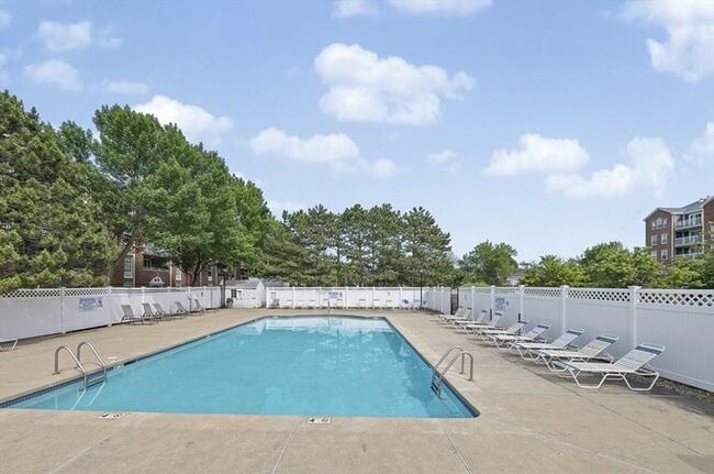 Building Photo - Boatsw