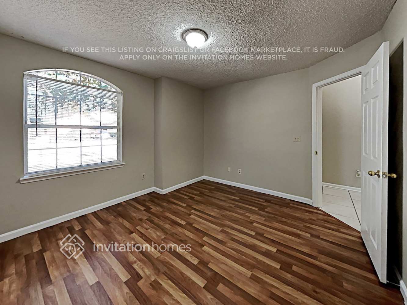 Building Photo - 1724 Chandelier Cir W