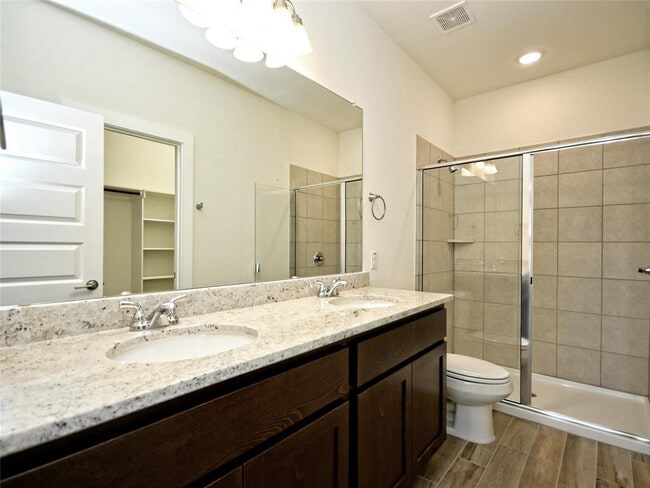 Building Photo - 406 Parkline Dr