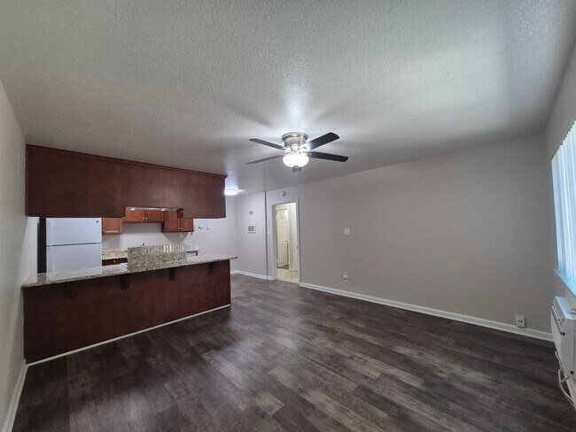 Interior Photo - 1711 N Street, Sacramento