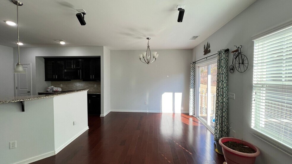 Building Photo - 421 Durants Neck Ln