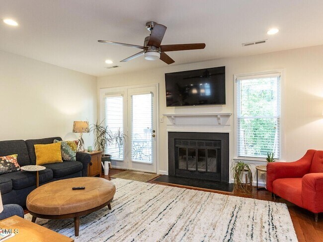 Building Photo - 4646 Fawnbrook Cir