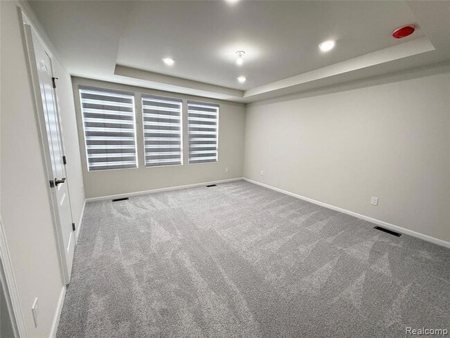 Building Photo - 359 N Sydney Ct