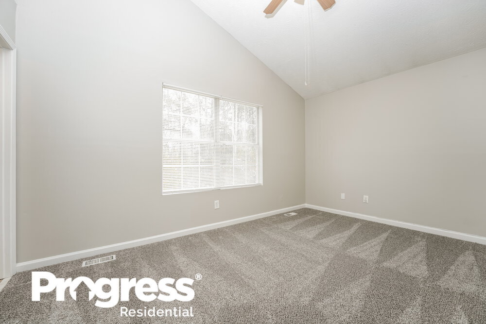 Building Photo - 2855 Robinson Wood Dr
