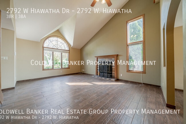 Building Photo - 2792 W Hiawatha Dr