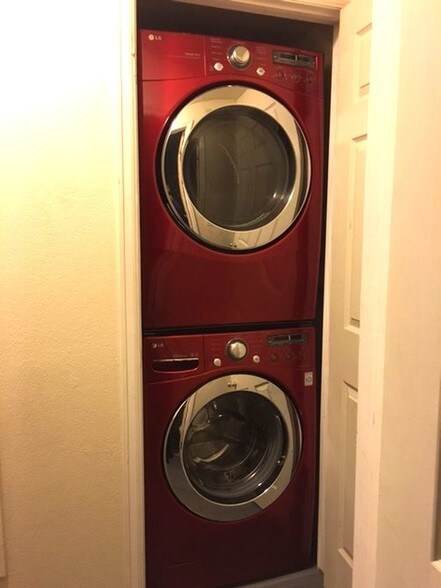 Laundry - 10785 W 63rd Pl