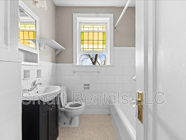 Building Photo - 7208 Zephyr Pl