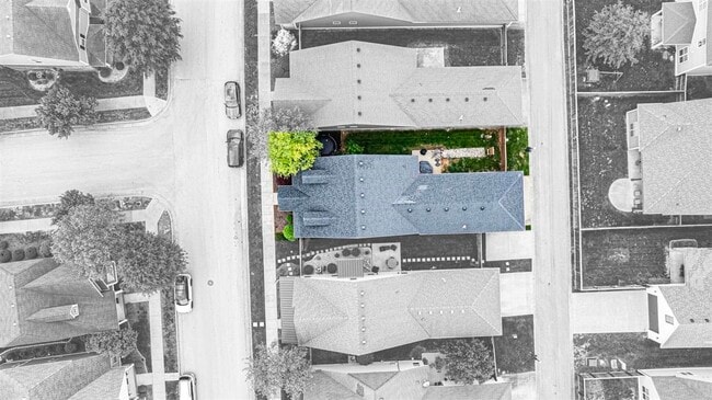 Building Photo - 657 Constitution Dr