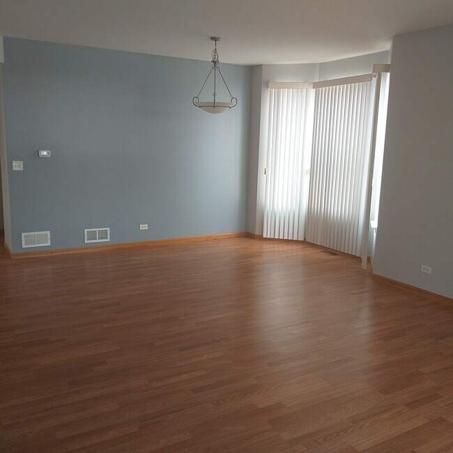 Building Photo - 277 W Biros Ln