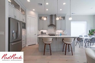 Building Photo - 2 Bedroom Fully Furnished Home In Sun River Community for 55 years and older with a firm 6 Month ...