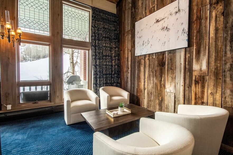 Building Photo - 70 Gallun Ln