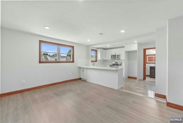 Building Photo - 532 Piaget Ave