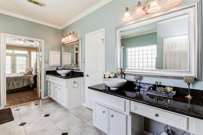 Building Photo - 2107 Pitching Wedge Ct