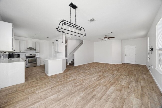 Building Photo - 8909 Winter Haven Rd