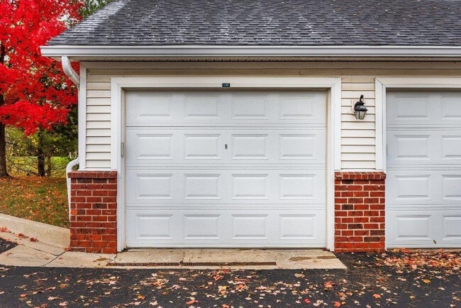 Building Photo - 854 W Summerfield Gln Cir