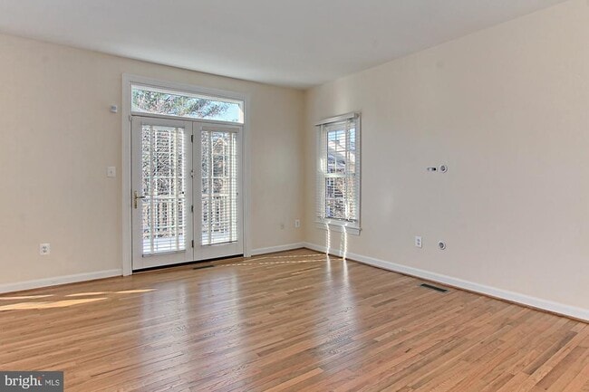 Building Photo - 1850 Brenthill Wy