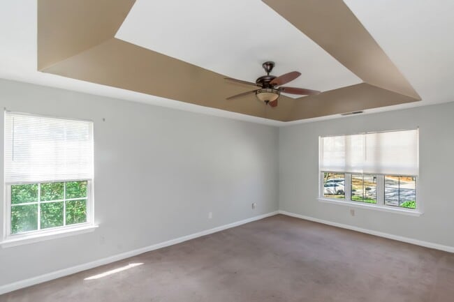Building Photo - 3309 Touchwood Ct SW